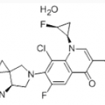 Sitafloxacin hydrate